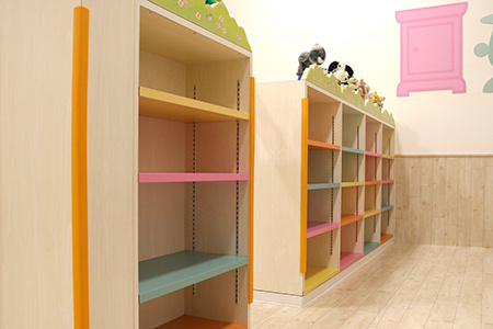 06_shelf02_l.jpg